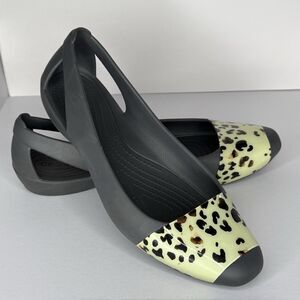 Crocs Sienna Leopard Fade Flat Women's 9 Graphite